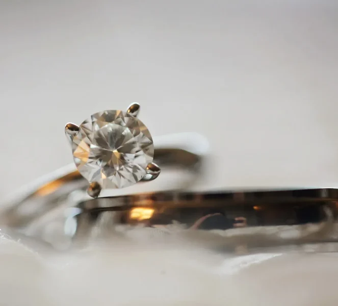 Diamantring als Ansicht für eine Diamant oder Kristallbestattung Bestattungshaus LESCH Hannover